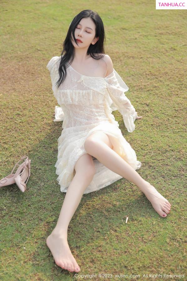 尹甜甜  [XiuRen]高清写真图 2023.02.22 No.6303 尹甜甜 万宁旅拍第15张图片